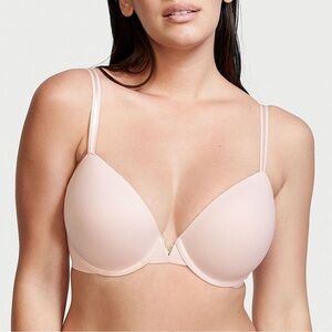 NWT Victoria’s Secret Love Cloud Smooth Lightly Lined Demi Bra Pink Fizz 44DD